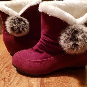 Fall/winter Red booties